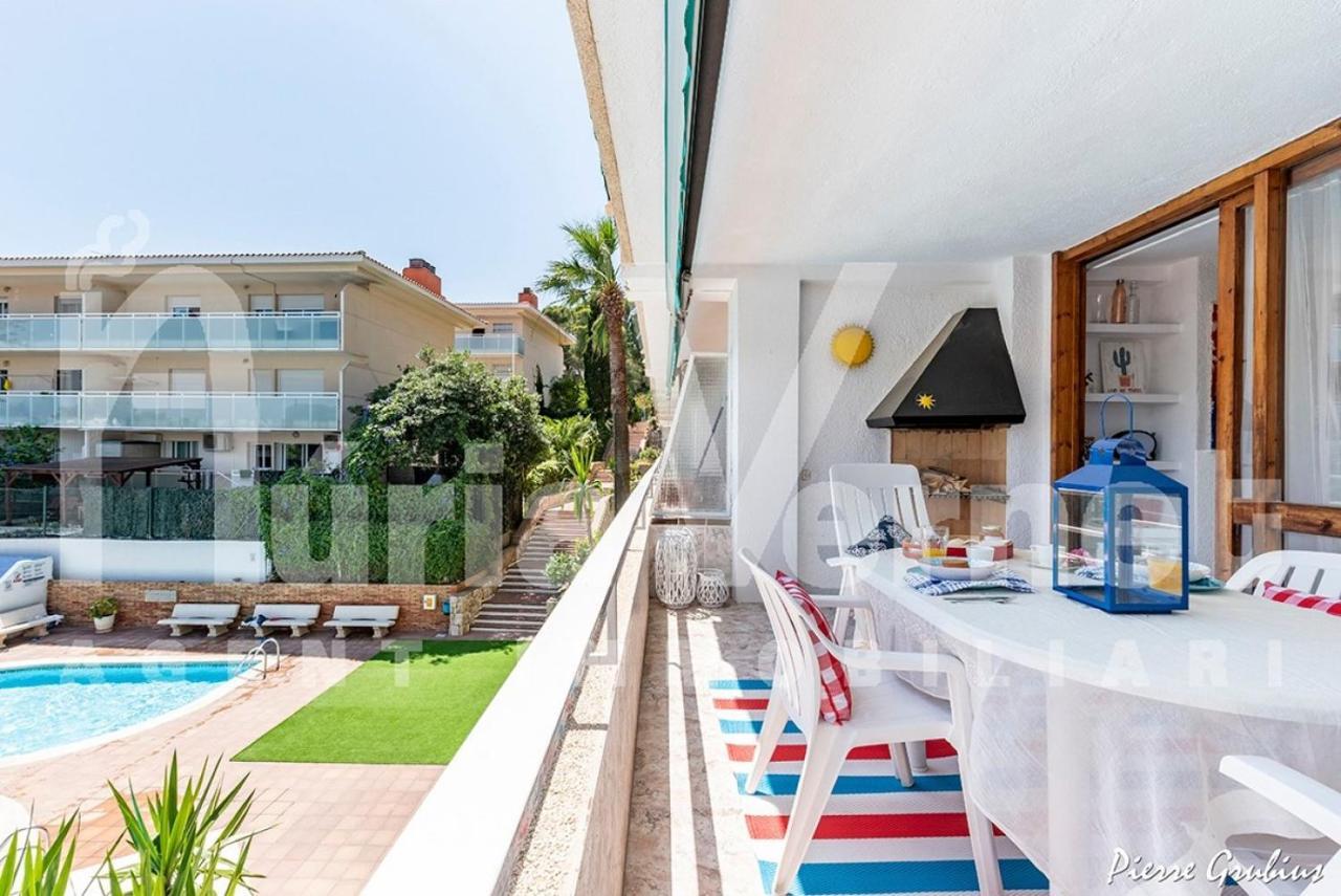 Bbq - Pool - Costa Apartments Салоу Екстериор снимка